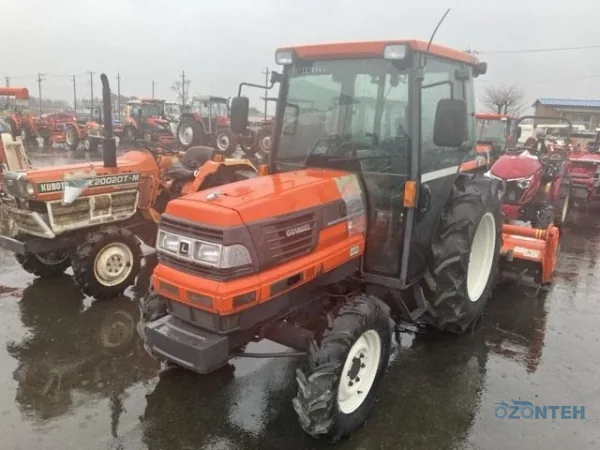 Tractor japonez Kubota GL417 (Cabina), serie 31120