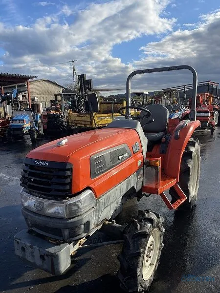 Tractor japonez Kubota KL23D, serie 12228