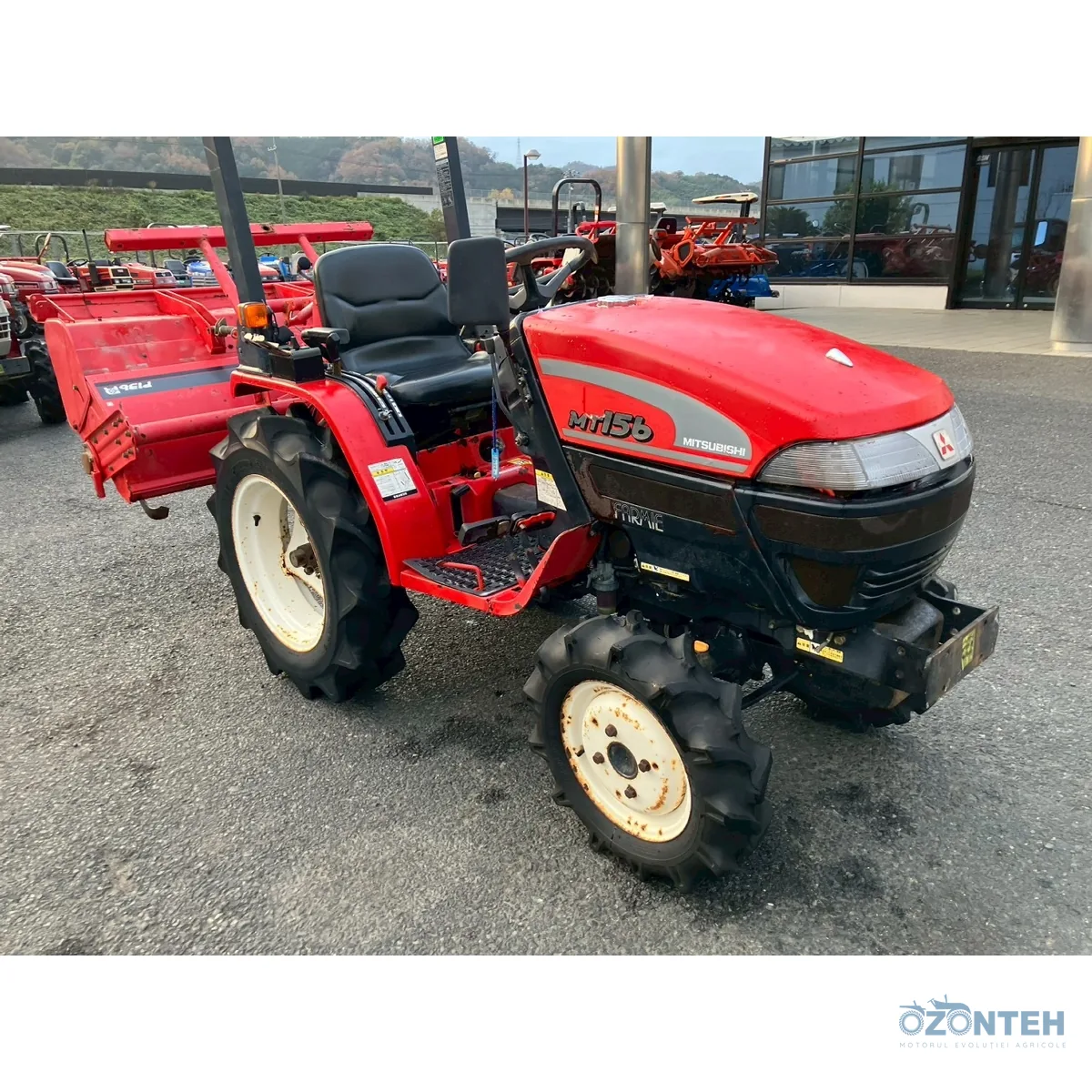 Tractor japonez Mitsubishi MT156, serie 73791