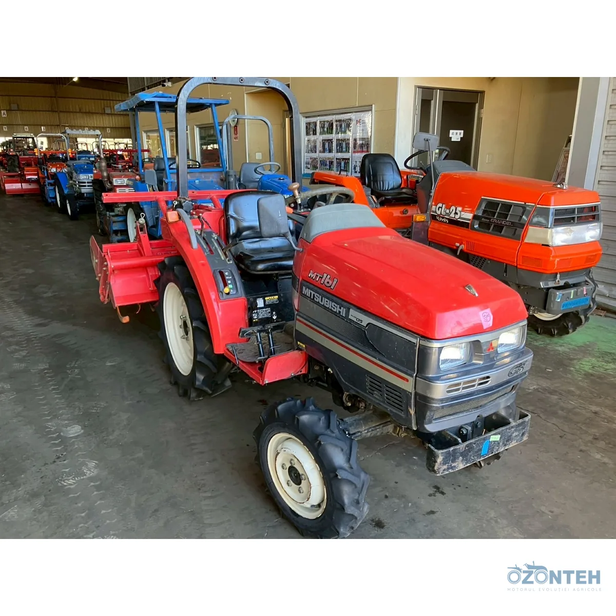 Tractor japonez Mitsubishi MT16, serie 52828