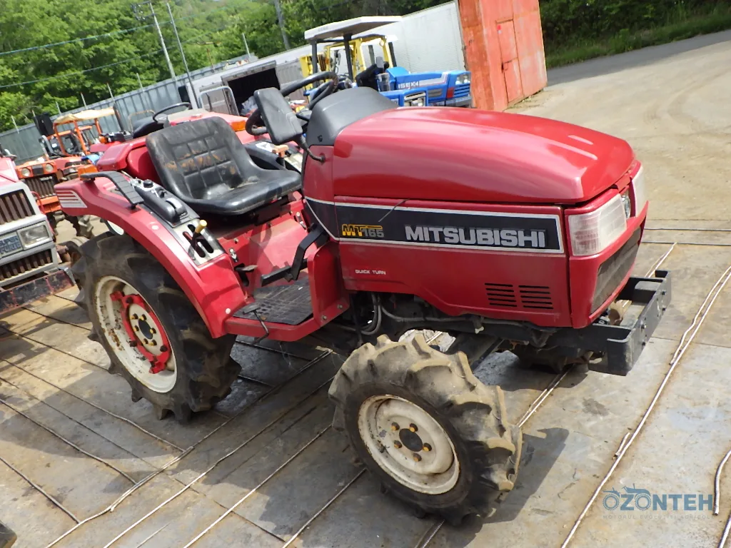 Tractor japonez Mitsubishi MT165, serie 50544