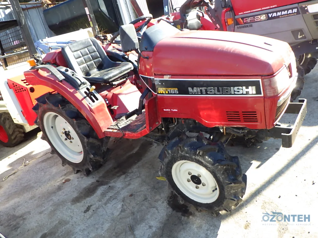 Tractor japonez Mitsubishi MT165, serie 53834