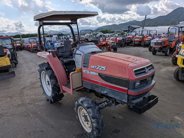 Tractor japonez Mitsubishi MT225D, serie 71219