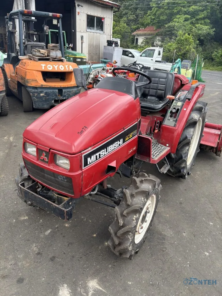 Tractor japonez Mitsubishi MTX225D, serie 70073