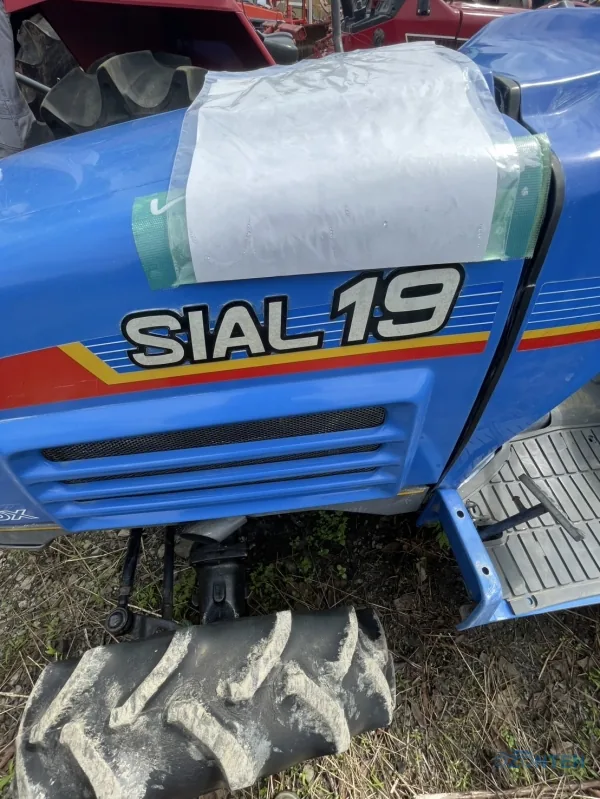Tractor japonez Iseki TF19F, serie 000015