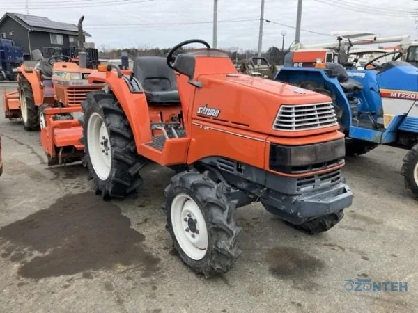 Tractor japonez Kubota X-24, serie 51756